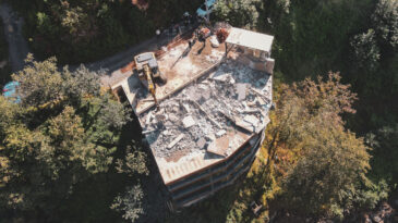 Fırtına Vadisi'nde Ka&ccedil;ak Yapılar Yıkılıyor