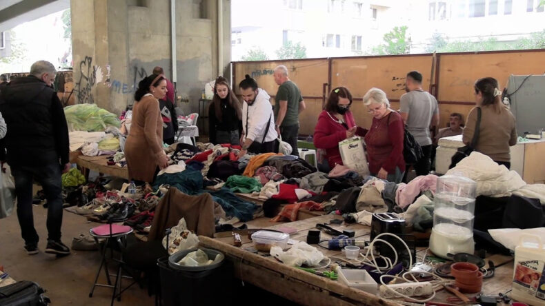 Fiyatlar Uçtu, İkinci El Pazarına Yoğun İlgi: Mağazada 5 Bin, Burada 500 TL