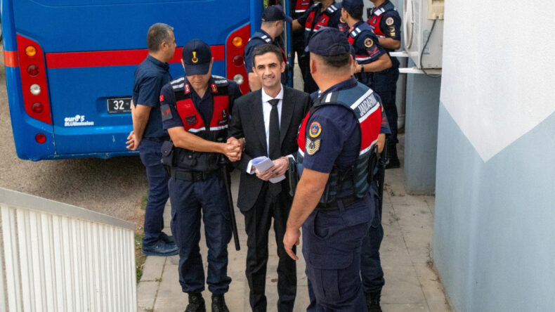 Gelendost'un Eski Belediye Başkanı 23 Yıl 11 Ay Hapis Cezası Aldı