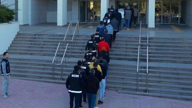 G&ouml;&ccedil;men Ka&ccedil;ak&ccedil;ılarına Y&ouml;ntemli Operasyon: 16 Kişi Tutuklandı