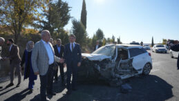 Görevdeki Polis ve Muhtarın Araç Kazasında İki Yaralı