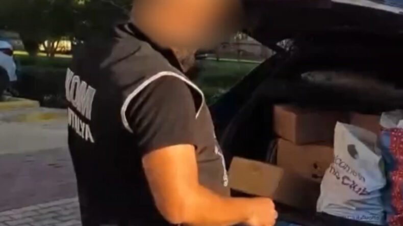 Havalimanındaki zimmet operasyonu: Memurlar tutuklandı