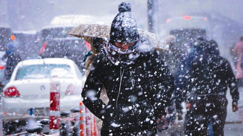 İklim Uzmanı Net Açıklama Yaptı: Yoğun Kar Beklentisi Uzun Süre Yerinde Kalabilir