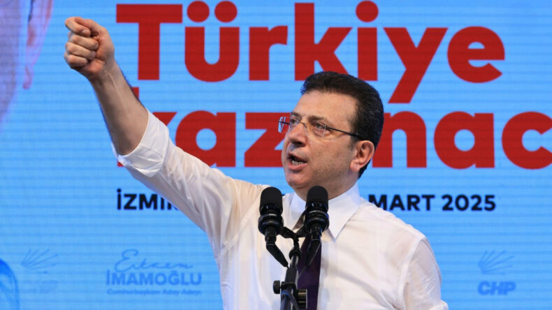 İmamoğlu'ndan Tufan Erh&uuml;rman'a tebrik