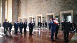 İngiltere Başbakanı Anıtkabir'i Ziyaret Etti