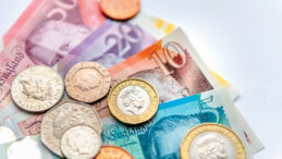 İngiltere'de borçluluk son 20 yılın en iyi seviyesinde