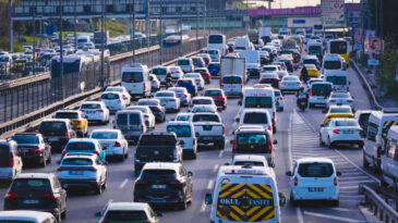 İstanbul'da Yaşayanlar İ&ccedil;in &Ouml;nemli Duyuru: Trafiğe Kapatıldı