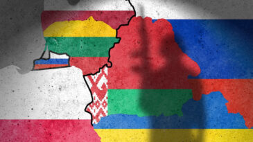 Ka&ccedil;ak Sigara Taşıyan Balonlar Hava Sahasına Girdi: Tansiyon Tırmandı