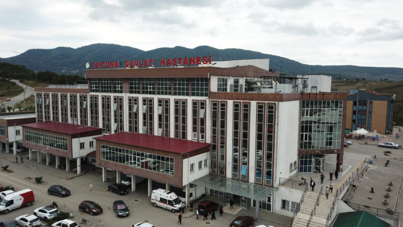 Karnı Ağrıyan Genç Kız Hastanede Doğum Yaptı