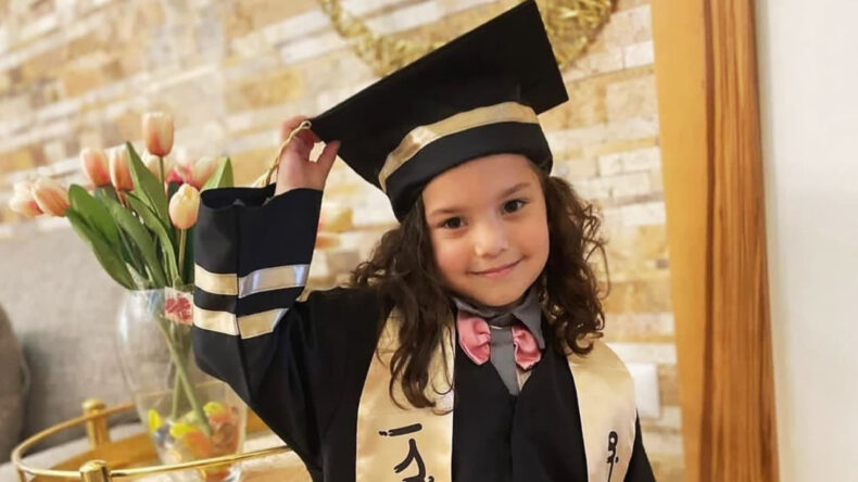 Katliamın Sembolü Küçük Kızı Öldüren İsrailli Birlik: Vampir İmparatorluğu