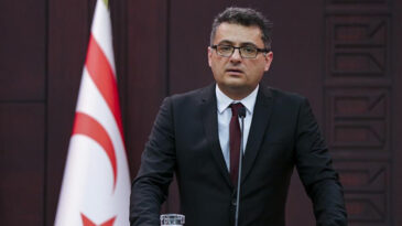 Kılı&ccedil;daroğlu'ndan Erh&uuml;rman'a Tebrik Mesajı