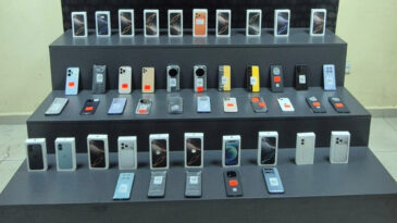 Kocaeli'de 3 Milyon TL Değerinde Ka&ccedil;ak Telefonlar Ele Ge&ccedil;irildi