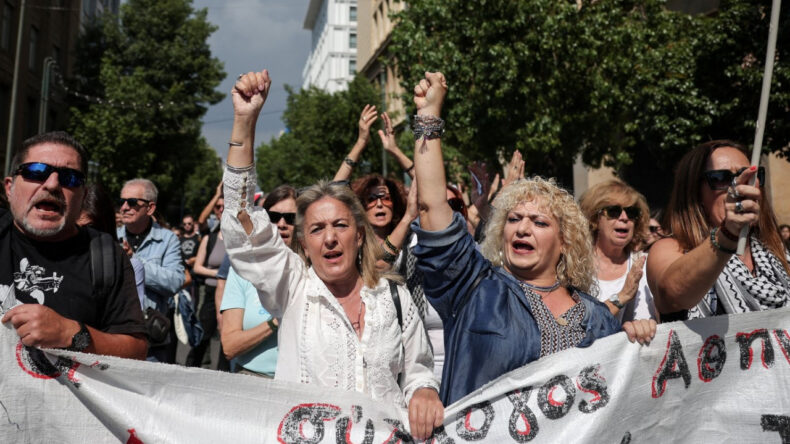 Komşuyu Karıştıran Çalışma Saati Yasası Kabul Edildi