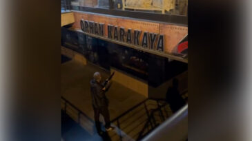 Kuaf&ouml;r Salonuna Pompalı T&uuml;fekle Ateş A&ccedil;tı