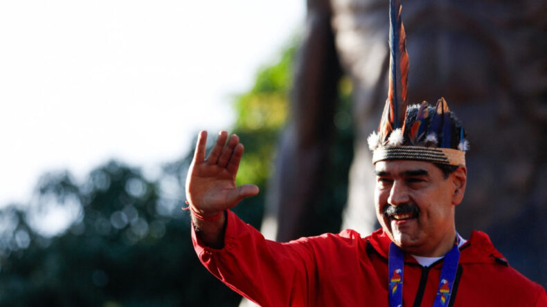 Maduro, Rusya'dan Askeri Destek Talep Etti