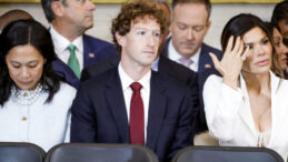 Mark Zuckerberg'in Servetinde Tarihi Düşüş