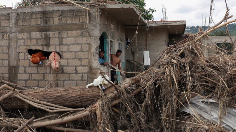 Meksika'da Sel Felaketi: Ölü ve Kayıp Sayısı Artıyor