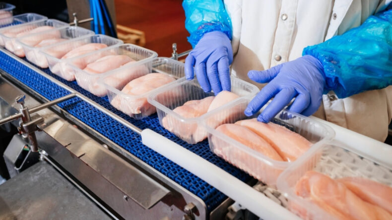 Metal Paniği: 2000 Ton Tavuk Eti Geri Çağrıldı