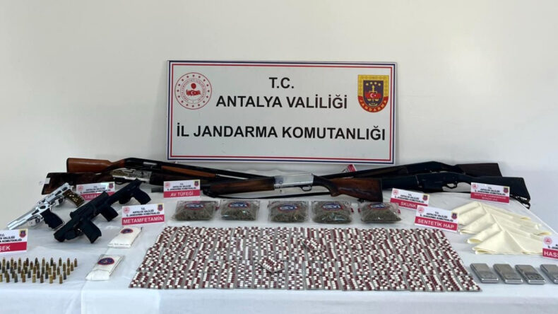 Narkotik Operasyonunda Uyuşturucular Soda Şişesinden Çıktı