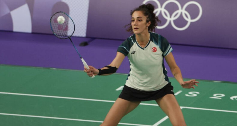 Neslihan Arın, Uluslararası Türkiye Challenge Badminton'da şampiyon oldu!