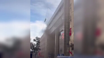Nişantaşı'ndaki İş Merkezinde Yangın Meydana Geldi