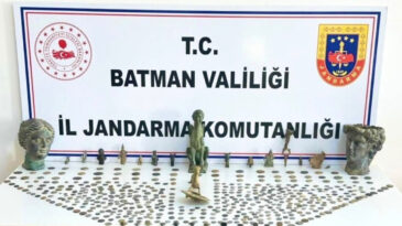 Operasyon D&uuml;zenlenen Evden Tarihi Eser Fışkırdı