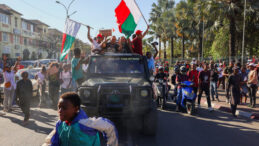 Ordu Madagaskar'da Yönetimi Ele Geçirdi, 'Firari' Lider İstifa Etmedi!