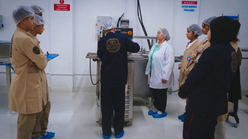 Öğrencilerin Üretimiyle Yıllık 3 Milyon TL Gelir