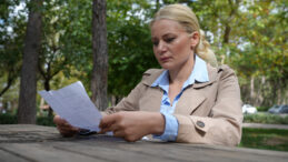 Önce Kızını Beşik Kertmesinden Kurtardı, Ardından 55 Milyonluk Villasını Kazandı