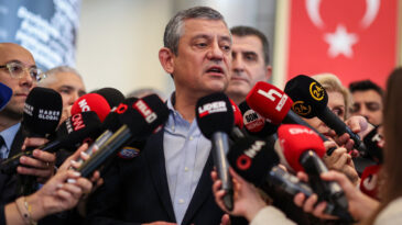 &Ouml;zg&uuml;r &Ouml;zel Bu Kez Almanca Konuştu: İlk Se&ccedil;imde İktidara Geleceğiz