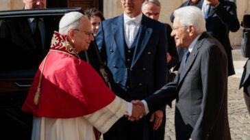 Papa 14. Leo'dan İtalya'ya Tarihi Ziyaret