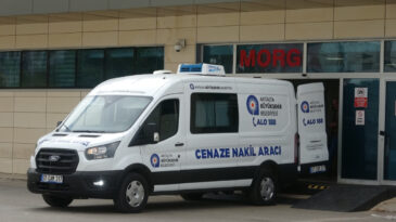 Parkta &Ouml;l&uuml; Bulunan Gencin Annesinin Feryadı Y&uuml;rek Dağladı
