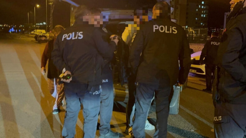 Polisten Kaçan Oğluna Tepki Gösterdi: "Keşke Kafasına Sıksalardı"