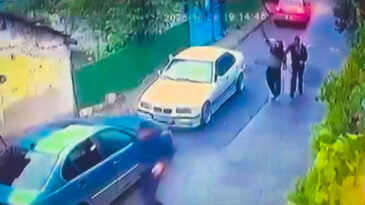 Rastgele Ateş A&ccedil;tılar, Bir Genci Zorla Araca Bindirip D&ouml;vd&uuml;ler