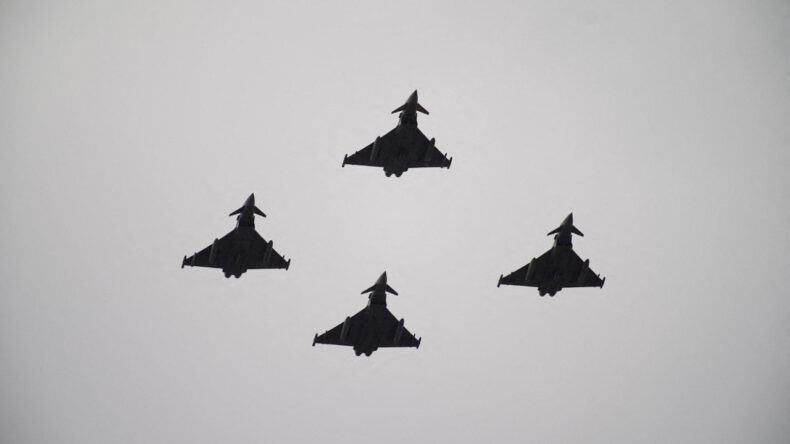 Reuters Türkiye'nin hava atağını yazdı: Diplomasi trafiği hızlandı