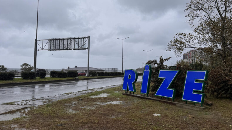 Rize'de Yarım Asrın Yağış Rekoru Kırıldı