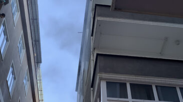 Rize&rsquo;de 4 Katlı Apartmanda Yangın &Ccedil;ıktı