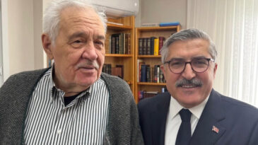 Sağlık Durumu Endişe Vermişti: İlber Ortaylı'dan Yeni Fotoğraf