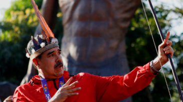 Savaş Gemisi Krizi: Venezuela, Trinidad ve Tobago Başbakanını 'İstenmeyen Kişi' İlan Etti