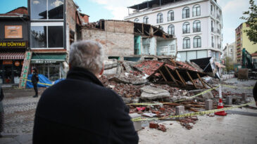 Sındırgı&rsquo;da Konteyner Kent Kuruluyor