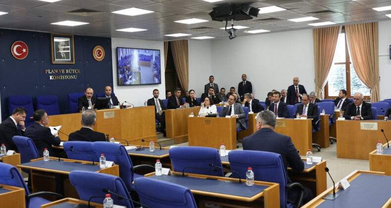 TBMM'de AKP Grubunda 'Emlak Vergisi' Toplantısı