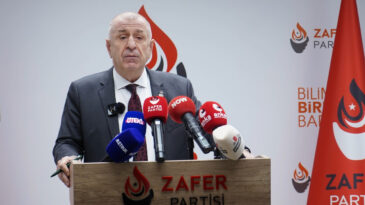 &Uuml;mit &Ouml;zdağ: S&uuml;re&ccedil;, &ouml;rg&uuml;t yandaşlarını k&uuml;stahlaştırdı