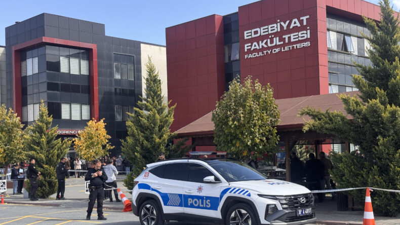 Üniversite Kapısında Eski Eşini Vuran Adam Yakalandı