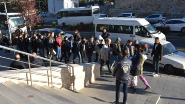 &Uuml;niversite &Ouml;ğrencisi &Ccedil;ete Lideri Oldu