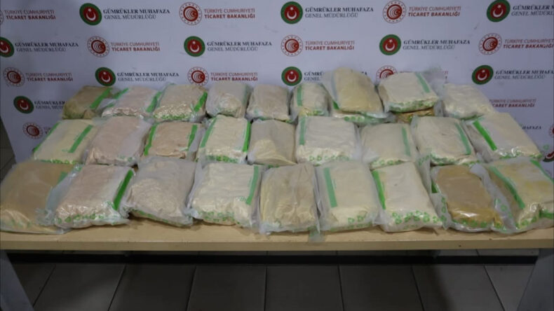 Uyuşturucu Maddeler Televizyon &Uuml;nitesine Gizlenmiş