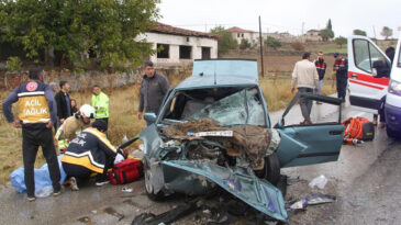 Yağmur Kazası Trajik Sonu&ccedil;lar Doğurdu: 1 Bebek Hayatını Kaybetti, 5 Yaralı