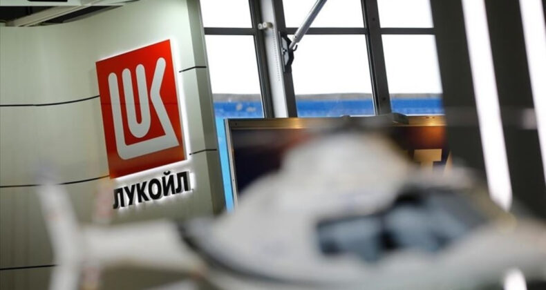 Yaptırımlar Rusya'nın Dev Şirketini Zor Durumda Bıraktı: Varlıklarını Satışa Çıkarmaya Hazırlanıyor