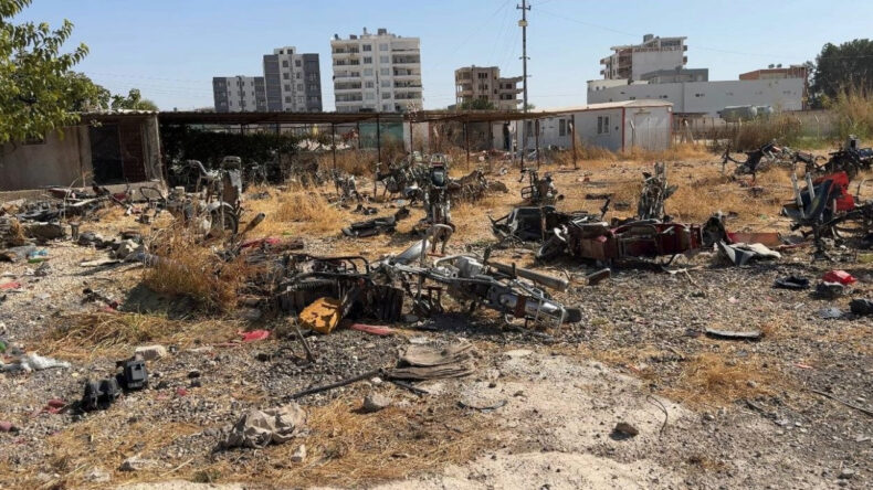 Yediemin Otoparkındaki Ara&ccedil;lar Yağmalandı