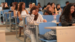 Yıllar Sonra Üniversite Hayali Gerçekleşti: Kızının Mezun Olduğu Bölümü Okuyor