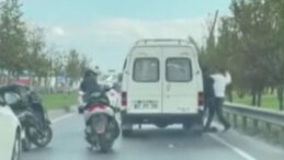 Yol Vermeme Nedeniyle Minibüs Sürücüsüne Saldırı